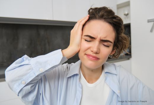 Стреляет ухо после удаления зуба мудрости: стоит ли волноваться