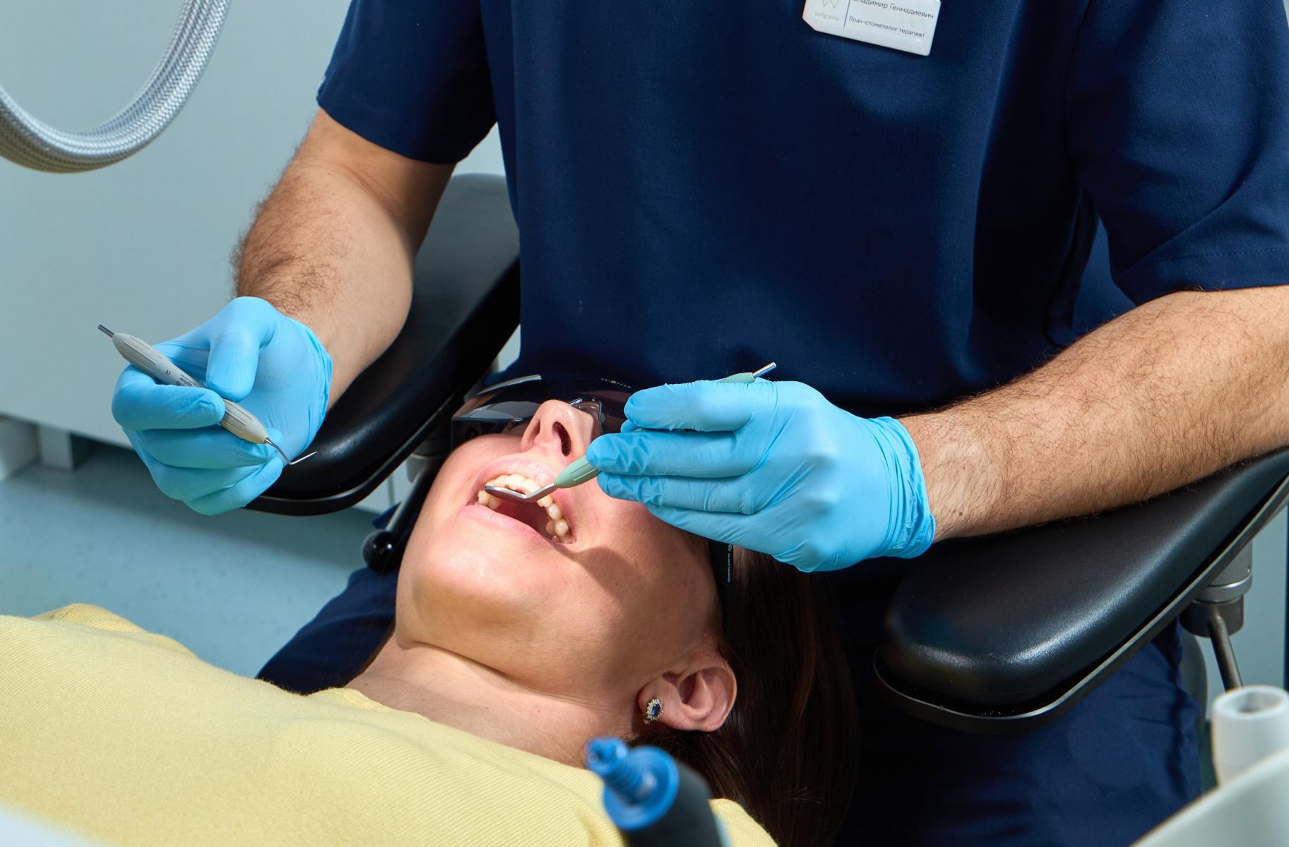 Стираемость зубов — почему стираются зубы и что делать