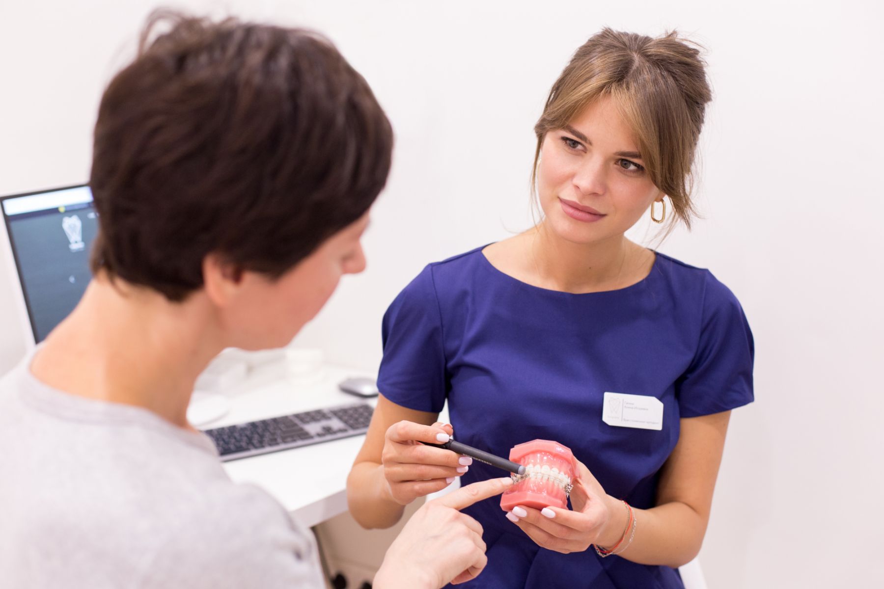 Когда можно ставить протез после удаления зуба